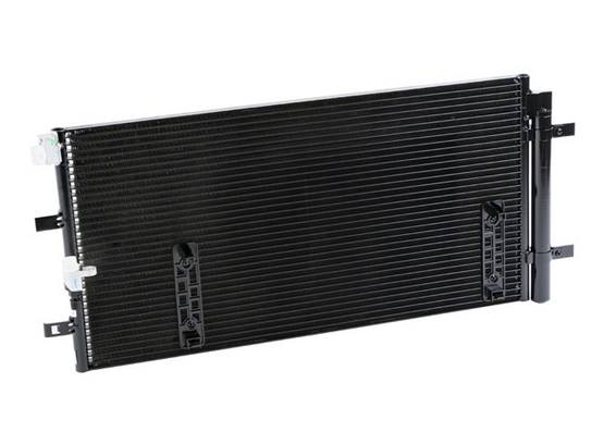 Audi A/C Condenser 8K0260403AF - Denso 4770764